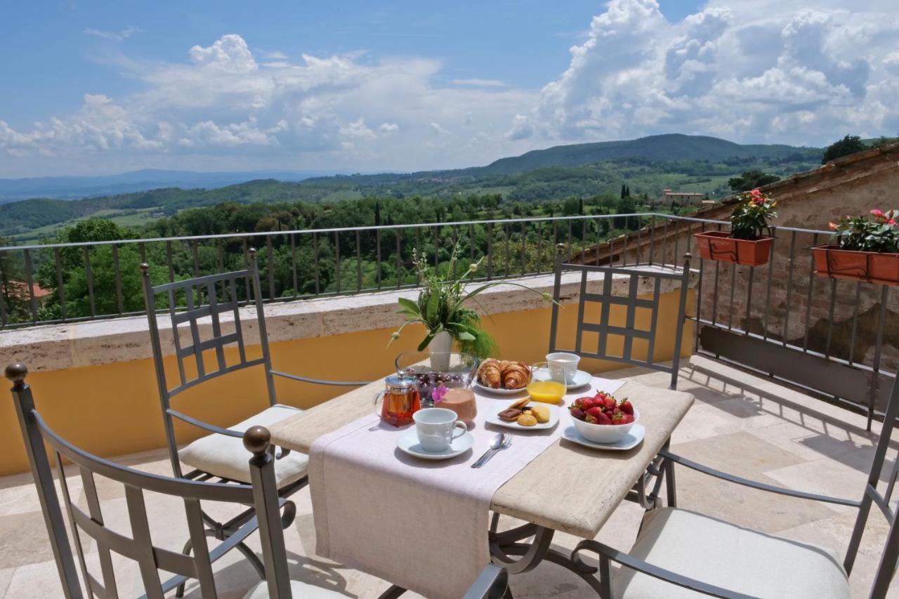 Delcorto Suites Montepulciano Exterior photo