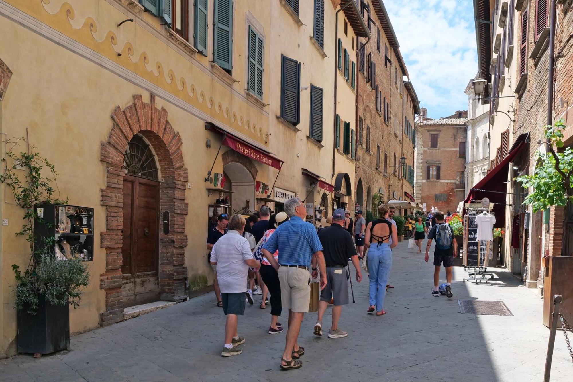 Delcorto Suites Montepulciano Exterior photo